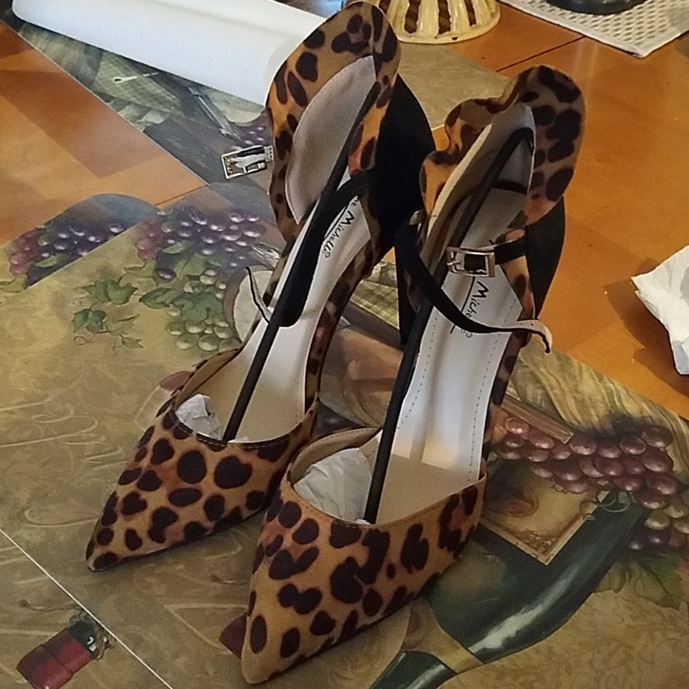 Ladies shoes